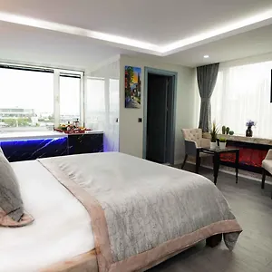 فندق Aura Marina 